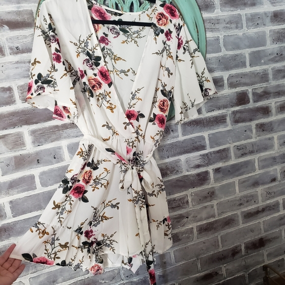NWOT Floral Romper